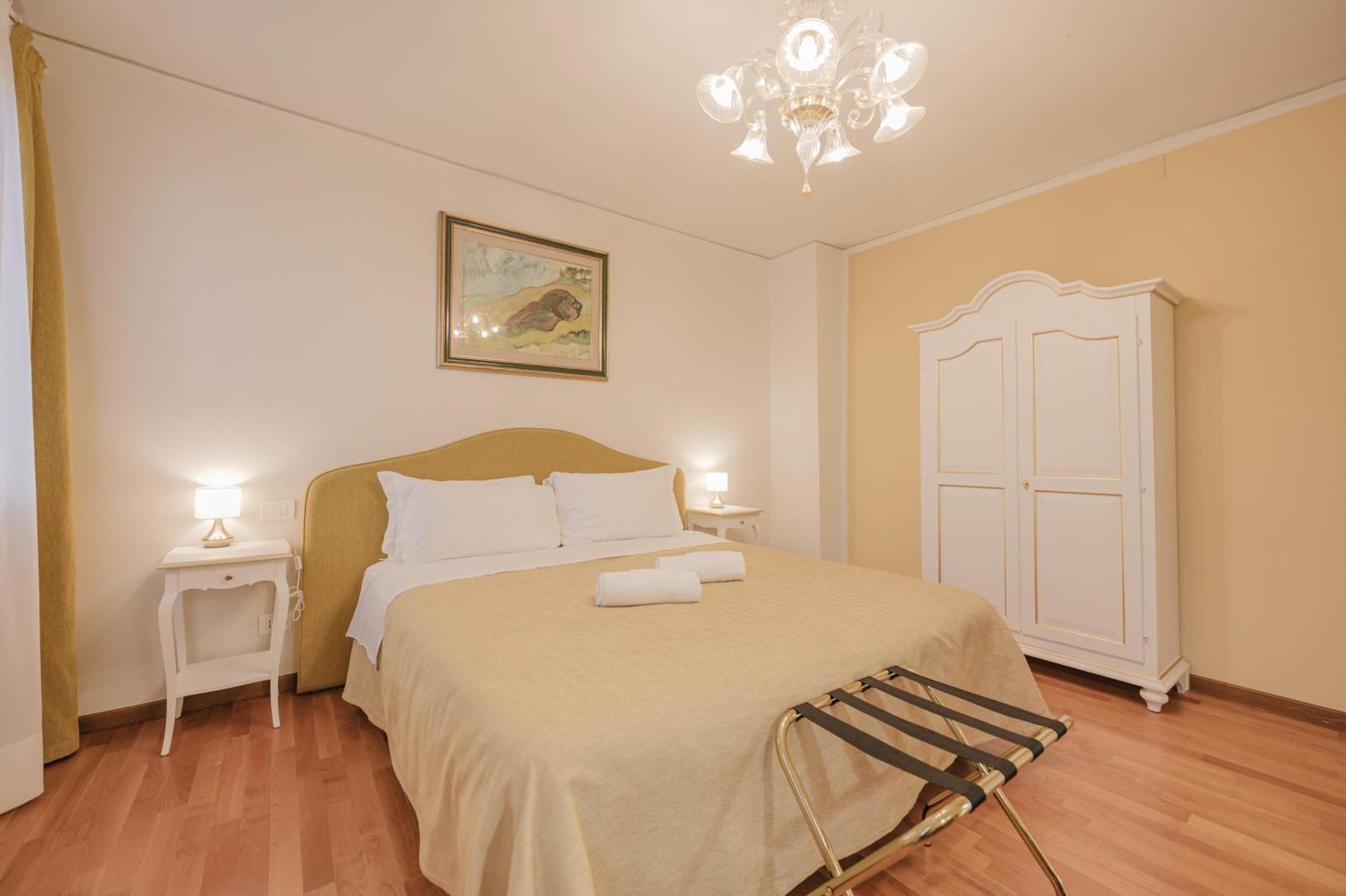 Santo Stefano Palace Venice