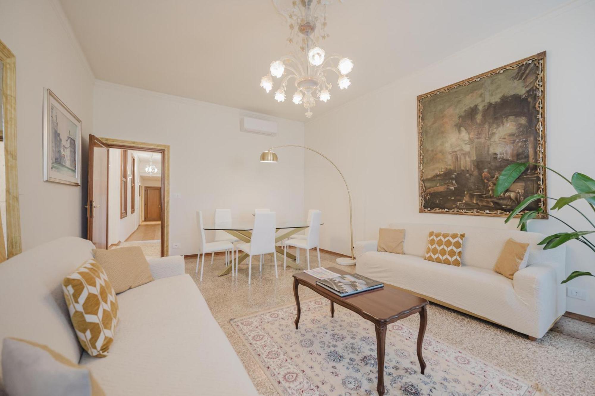 Santo Stefano Palace