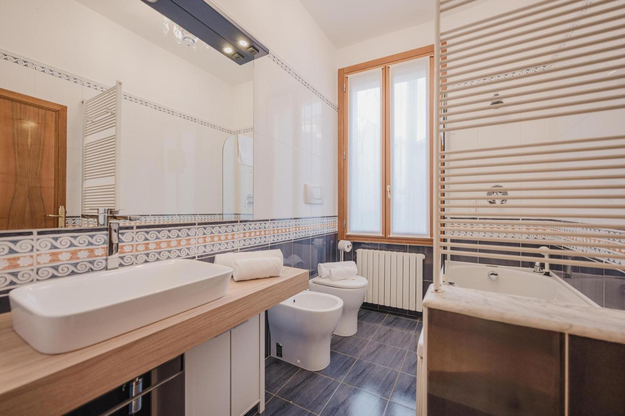 Santo Stefano Palace Apartment *